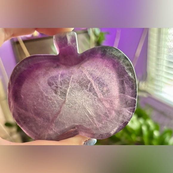 Crystal Fluorite Apple Dish! - Picture 1 of 6